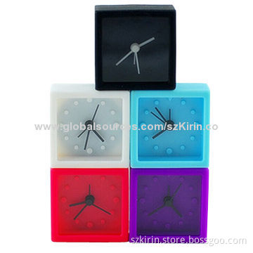 Mini silicone table Clock with alarm function, measures 4.8*4.8*2.1cm